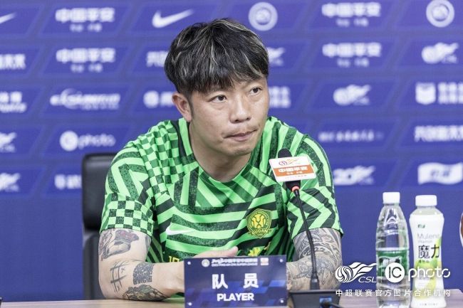 性格柔弱,对男人依附性强的女性被认为贤惠,但是又被贴上了依靠男人,不能独立自主的标签;性格独立,能力强悍的创业型女性在被称赞独立的同时,背后也少不了有人嘀咕,这种女人不会有男人喜欢,拥有不了爱情